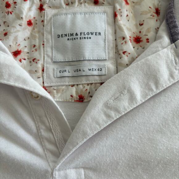 Denim & Flower White with Stripes Polo Cotton Poly Blend
size Large - Picture 3 of 6